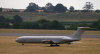 VC10-taxi.jpg (54357 bytes)