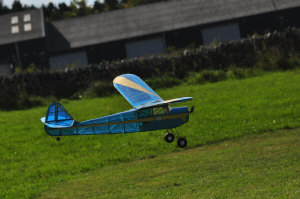 cb5.jpg (136543 bytes)