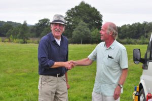 chris.jpg (58358 bytes)